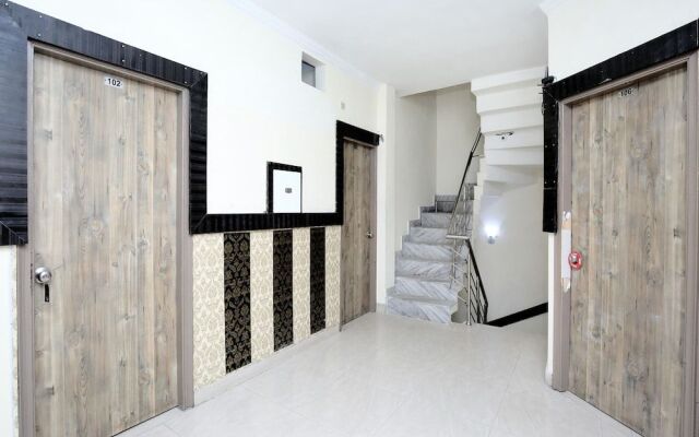 OYO 14621 Dream Residency