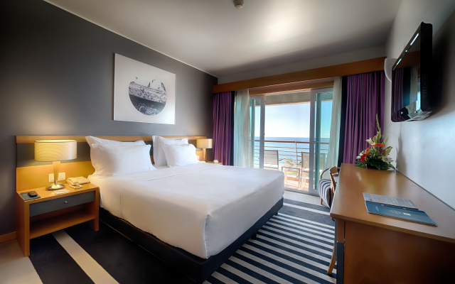 SANA Sesimbra Hotel