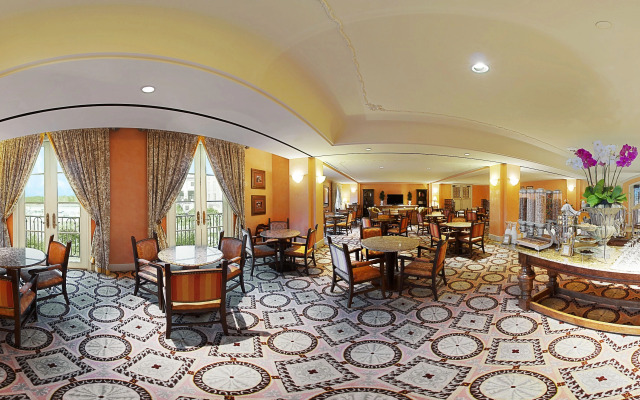 Universal’s Loews Portofino Bay Hotel