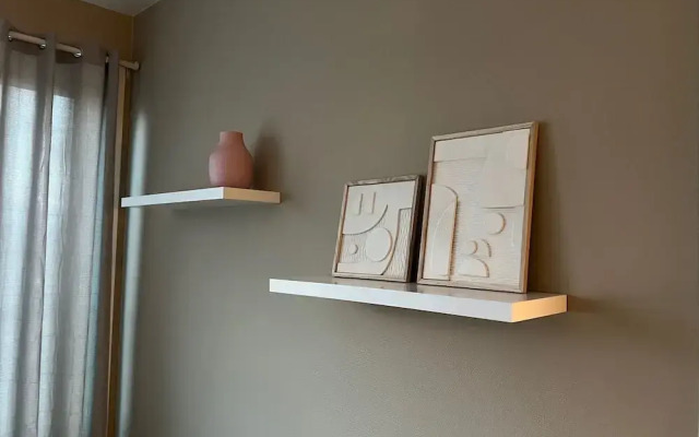 Arctic Aurora Suite in Center of Alta