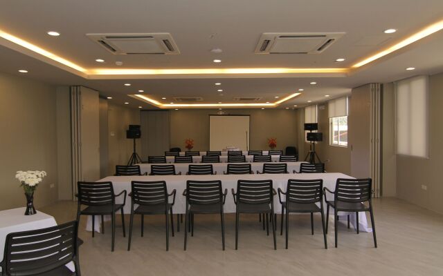 Cebu Hotel Plus