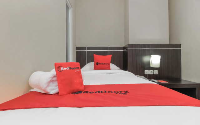 RedDoorz Plus @ Thamrin