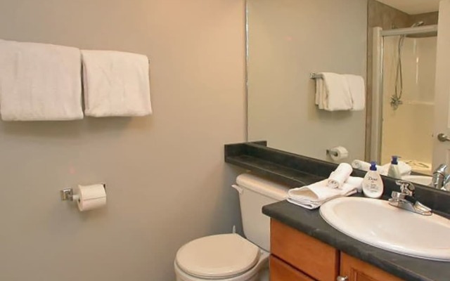 Sunset Waterfront Resort by KVR