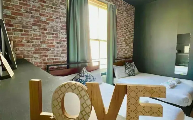 Modern studios Close to Hyde Park