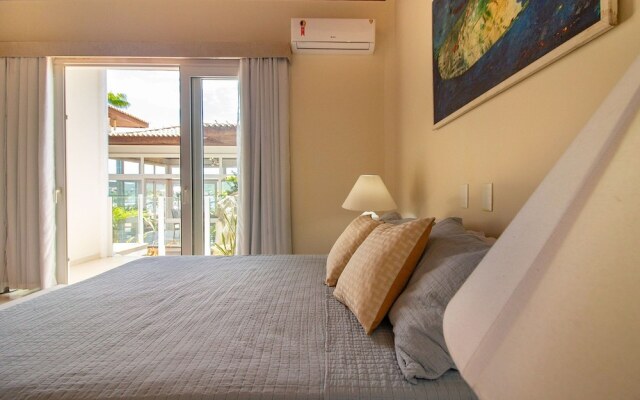 Maravilhosa Mansão em Frente à Praia