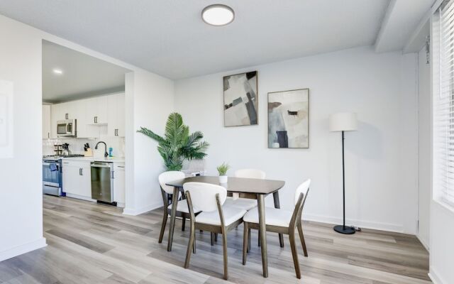 Arlington Modern Comfort Meets City Life