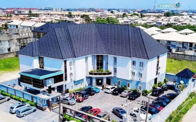 Eros Hotel and Suites Lekki