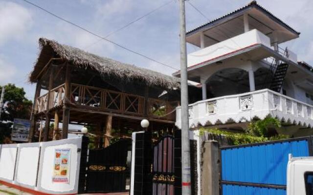 Trinco Hemach Beach Hotel