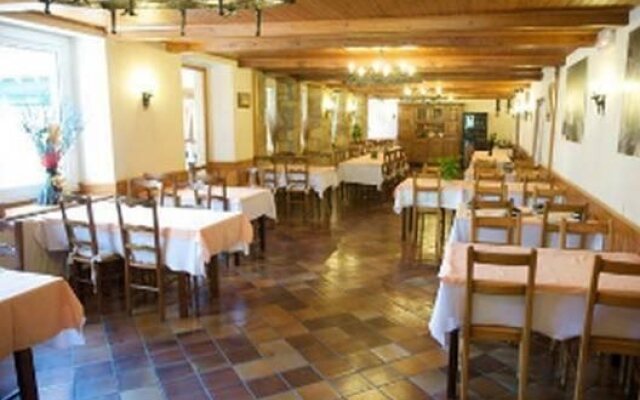 Hotel Le Sire De Joux