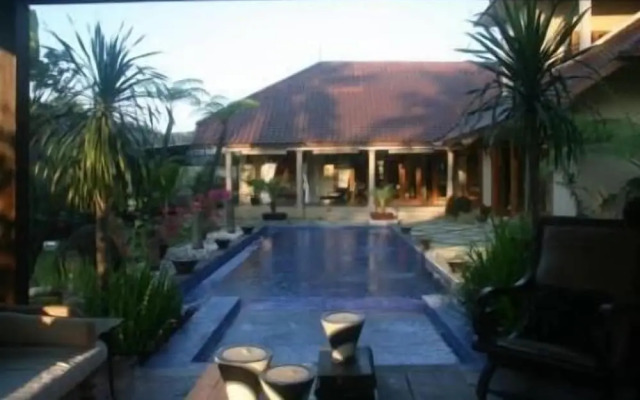 Villa Pakem