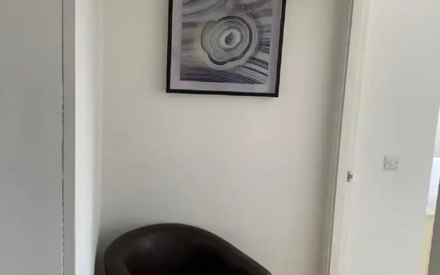 Two Bedroom Balcony Apartment Liverpool