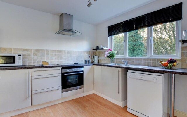 Cozy Holiday Home in Looe Near River