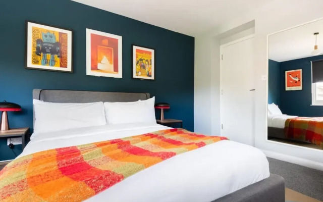 The Kentish Town Escape - Modern 3bdr With Rooftop Terrace