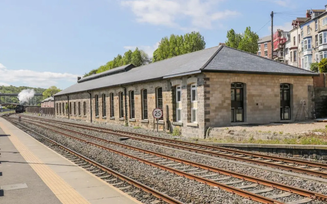 Repton @ Engine Shed