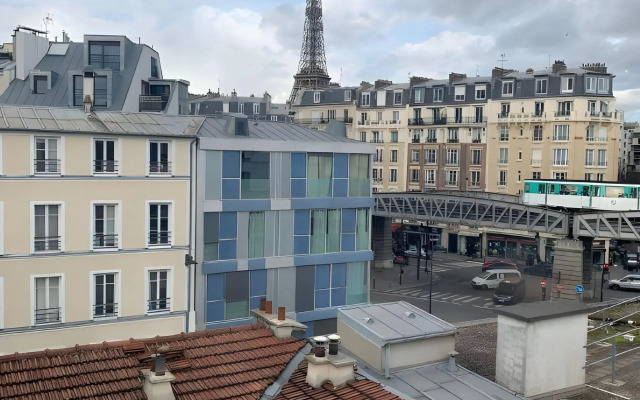Dupleix Hotel