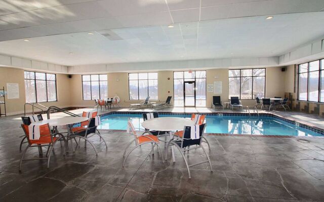 Spark by Hilton La Crosse Onalaska