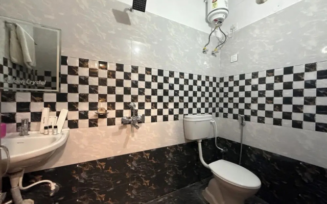 Hotel Golden Crystal