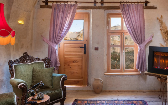 Cappadocia Splendid Cave Hotel