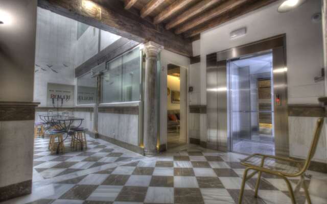 Apartamentos Real Suites Realejo