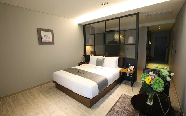Rest Hotel