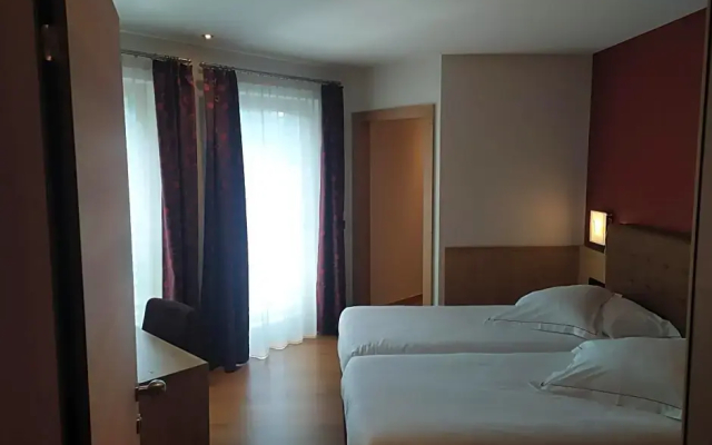 Viridis Hotel