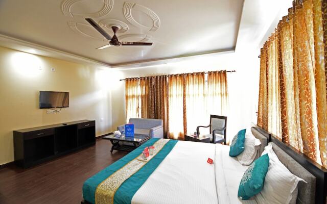 OYO 3223 Shiva Solace