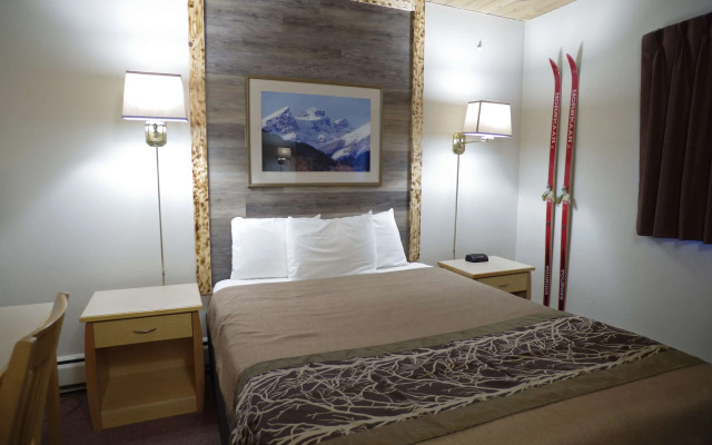 Canadas Best Value Inn & Suites Fernie