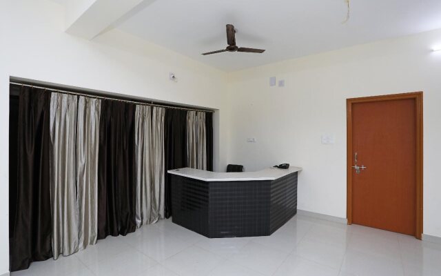 Oyo 15204 Sai Corporate Inn
