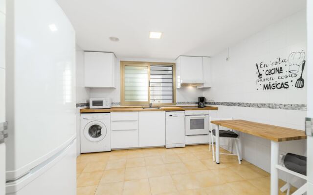 iloftmalaga Larios-Strachan