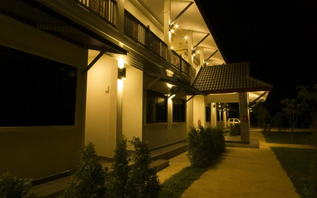 The Rise Resort