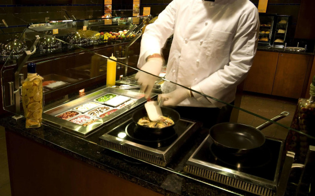 DoubleTree by Hilton Hotel Norwalk