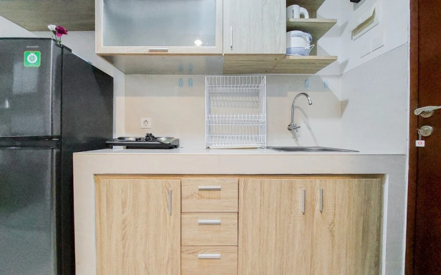 Good Deal and Comfy Studio Apartment at Springwood Residence