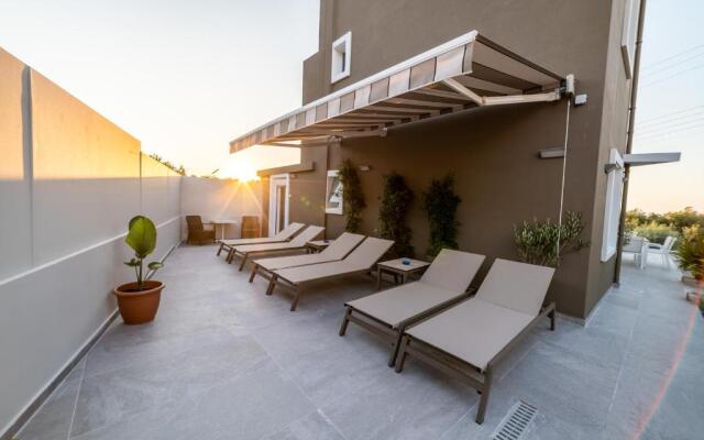 Thomas Villa Hersonissos - Private Pool - Sleeps 6