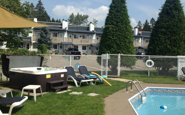 Motel Le JoliBourg