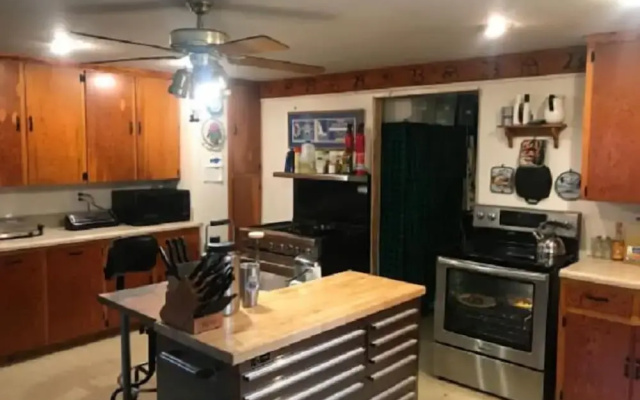 The Last Resort Lodge
