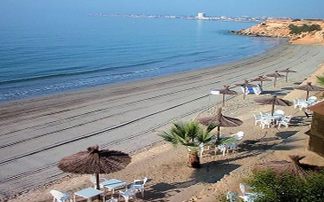 LA Fuente 3 Bedroom Apartment With Comm Pool