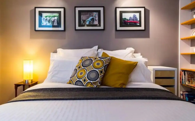 Adelaide Cbd Luxury  Spa Netflix Wifi