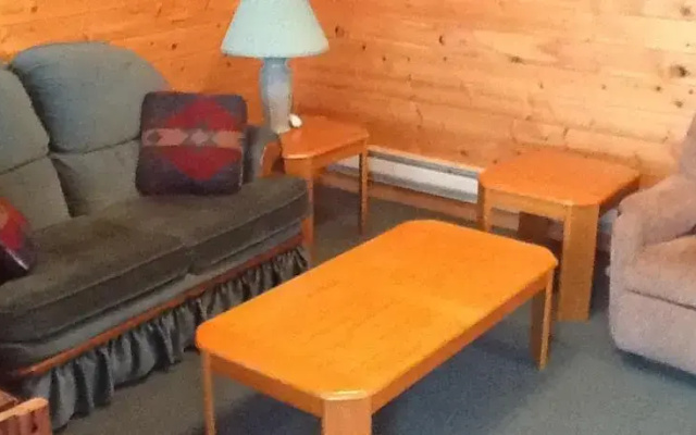 Drift Lodge Moose Bay Cabins