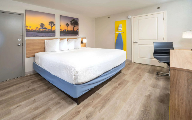 Days Inn by Wyndham Atlanta Stone Mountain
