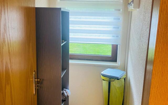 Comfortable Spa Town Home