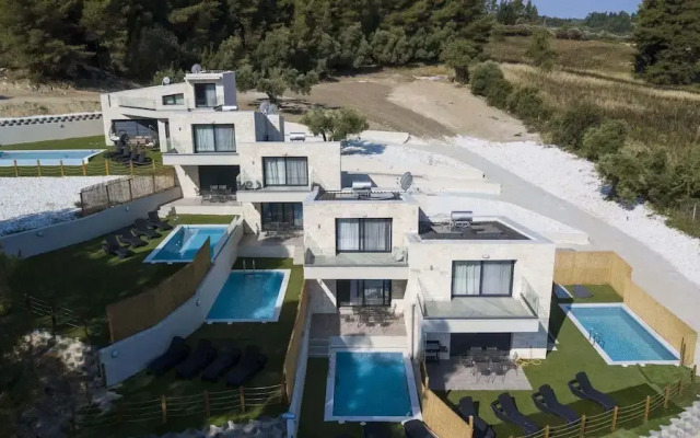 Euphoria Club 3 by Halkidiki Villas