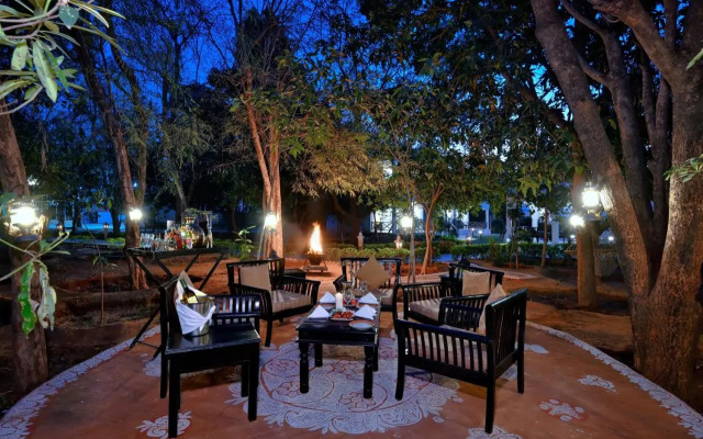 Tiger Den Resort
