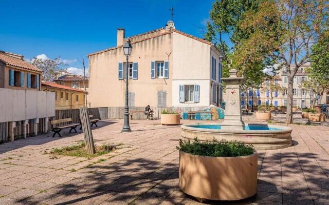 Appartement 5*, Climatisé, avec Terrasse au quartier Le Panier