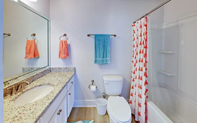 Tropical Retreat Double Gate - 4 Br Home