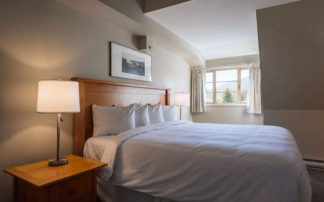 Whistler Peak Lodge