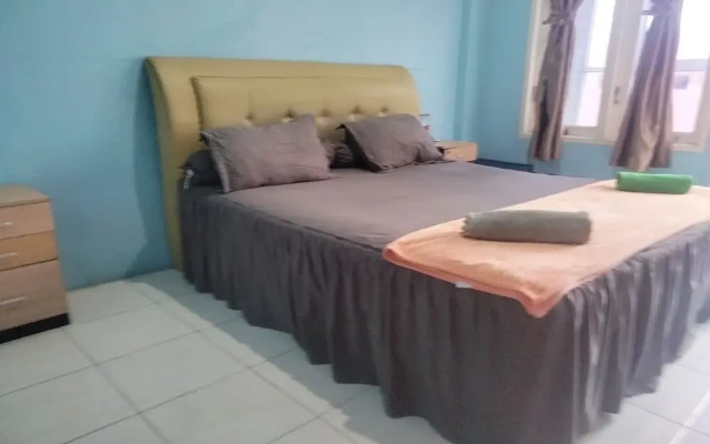 OYO 93071 Home Stay Kembar Syariah