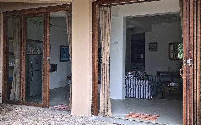 Stunning luxe 220sm villa by the sea entirely private with own pool