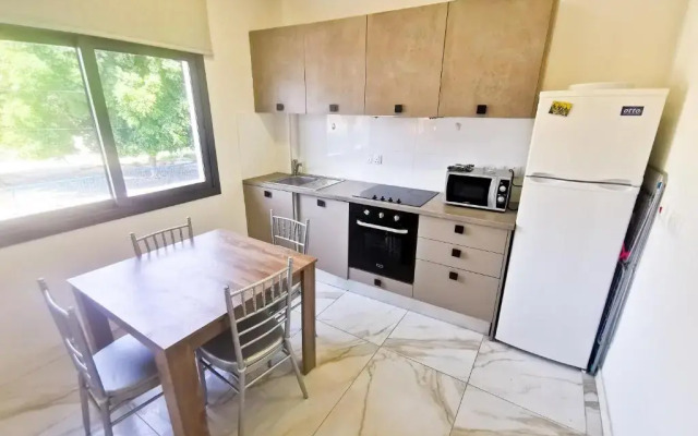 Mimi's Sunny Beach Apartment