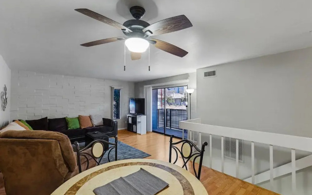 Campus Walk Condo 2 BR by Casago