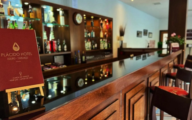 Plácido Hotel Douro - Tabuaço